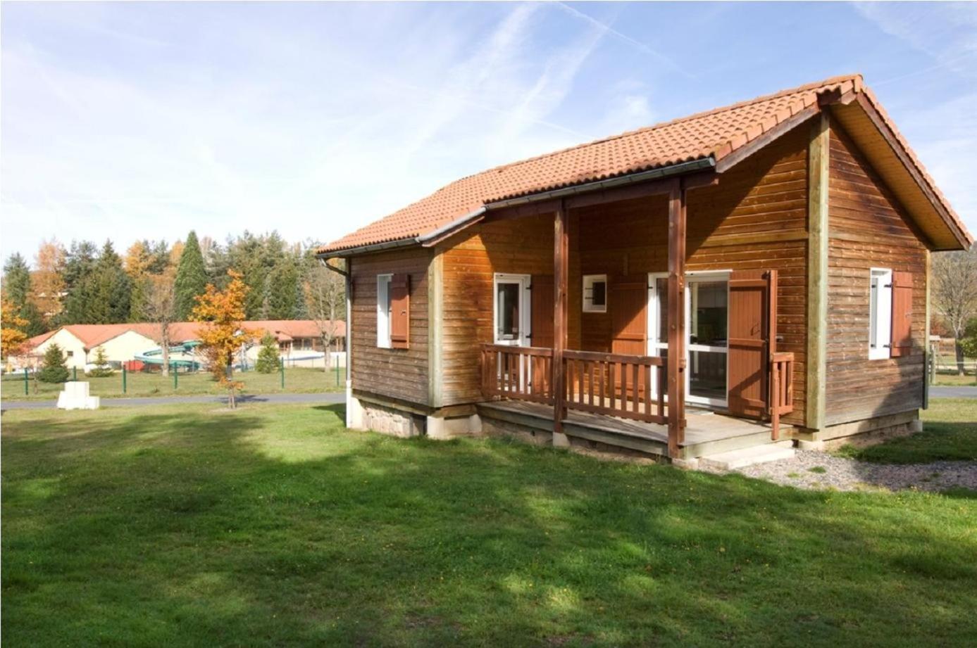 Village De Gites Du Malzieu Le Malzieu-Ville Habitación foto